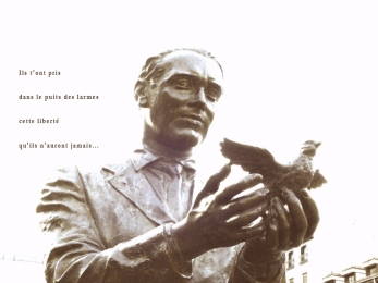 Statue de Federico Garcia Lorca, place Santa Ana, Madrid. Poème sur ses assassins.